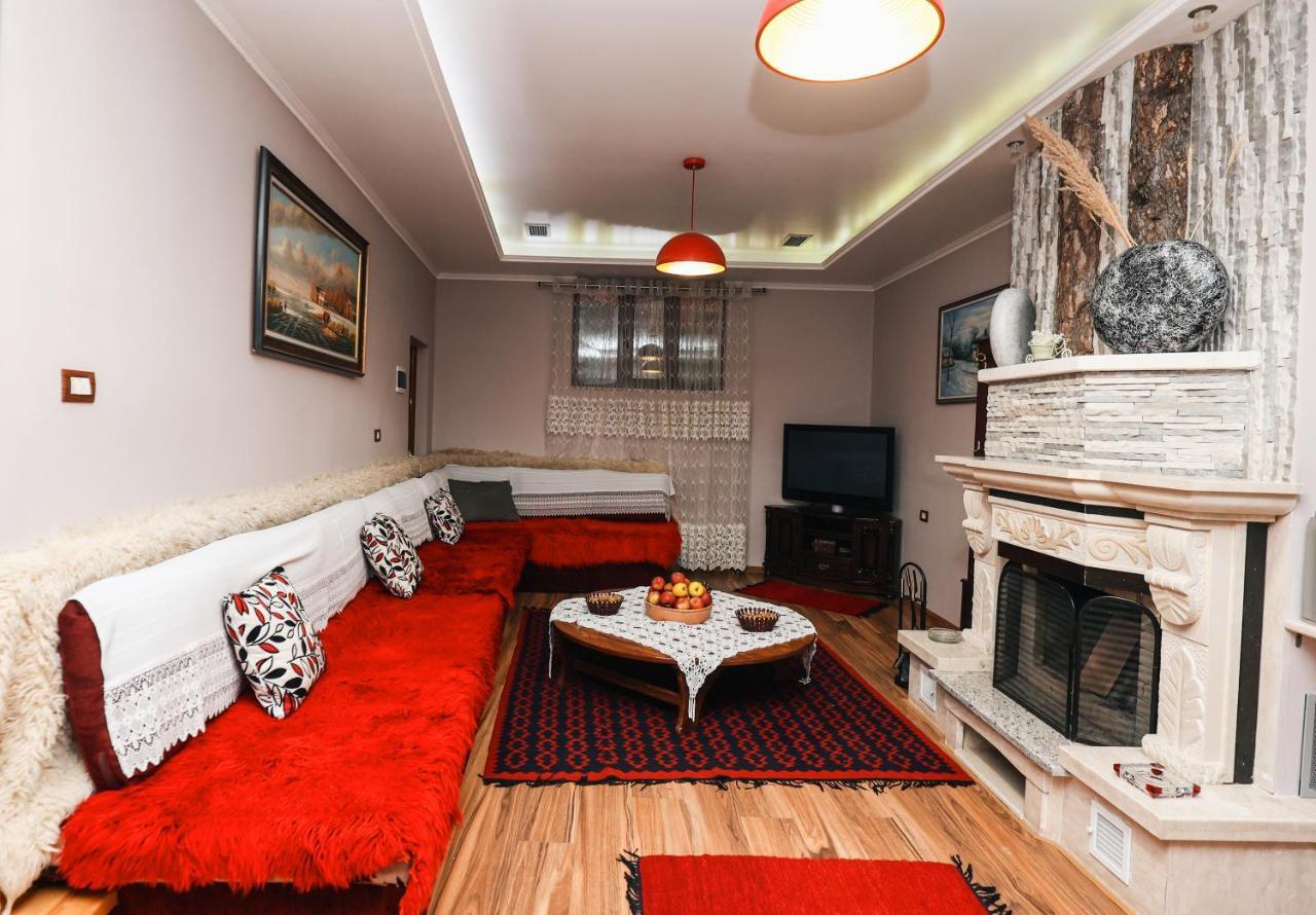 Vila Mariss Корча Экстерьер фото